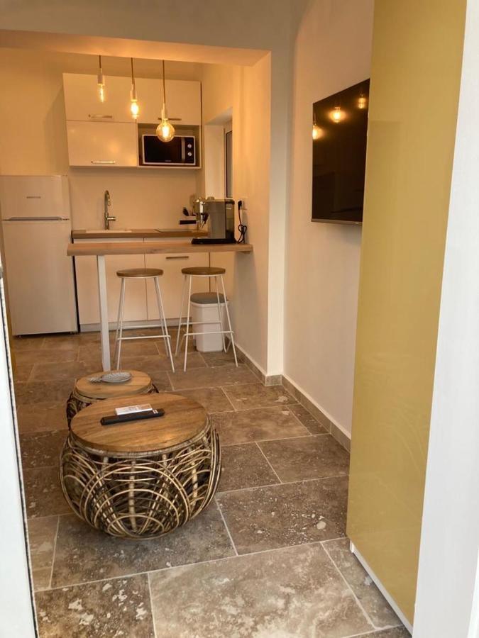Charmant Studio Dans Villa - Parking - Jardin ลาแซน-ซูร์-แมร์ ภายนอก รูปภาพ